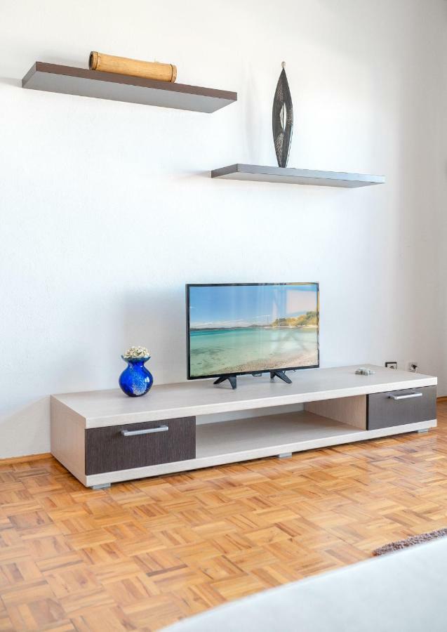 Apartmani Pataca โวดีเซ ภายนอก รูปภาพ
